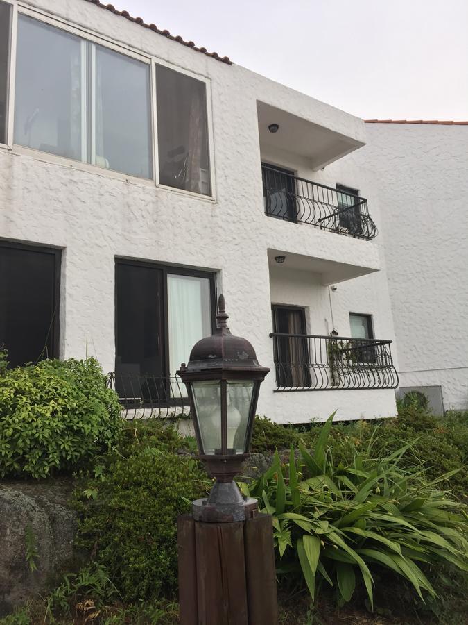 Araaura Pension Jeju Bagian luar foto