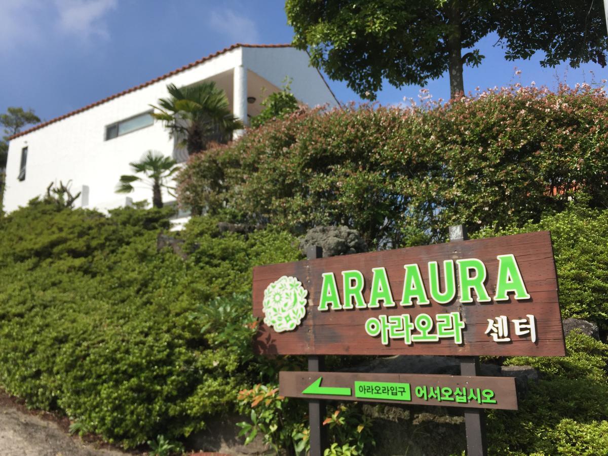 Araaura Pension Jeju Bagian luar foto